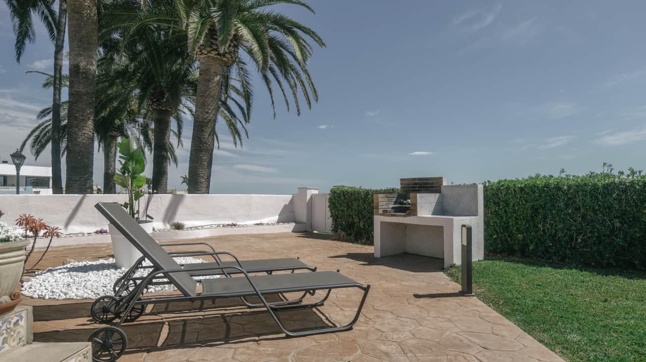 Tumbonas Casa Vesalia alquiler vacacional Vacaciones Vinaros Casas Vinaros by Arslan