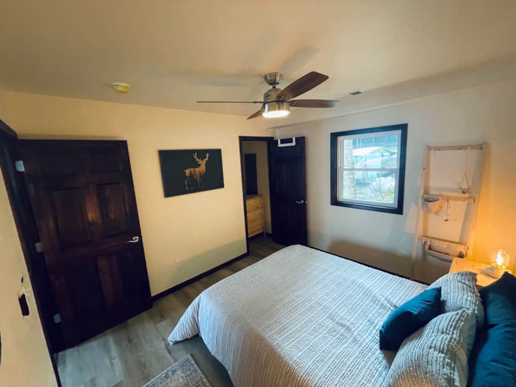 Deer Room (1 of 3)