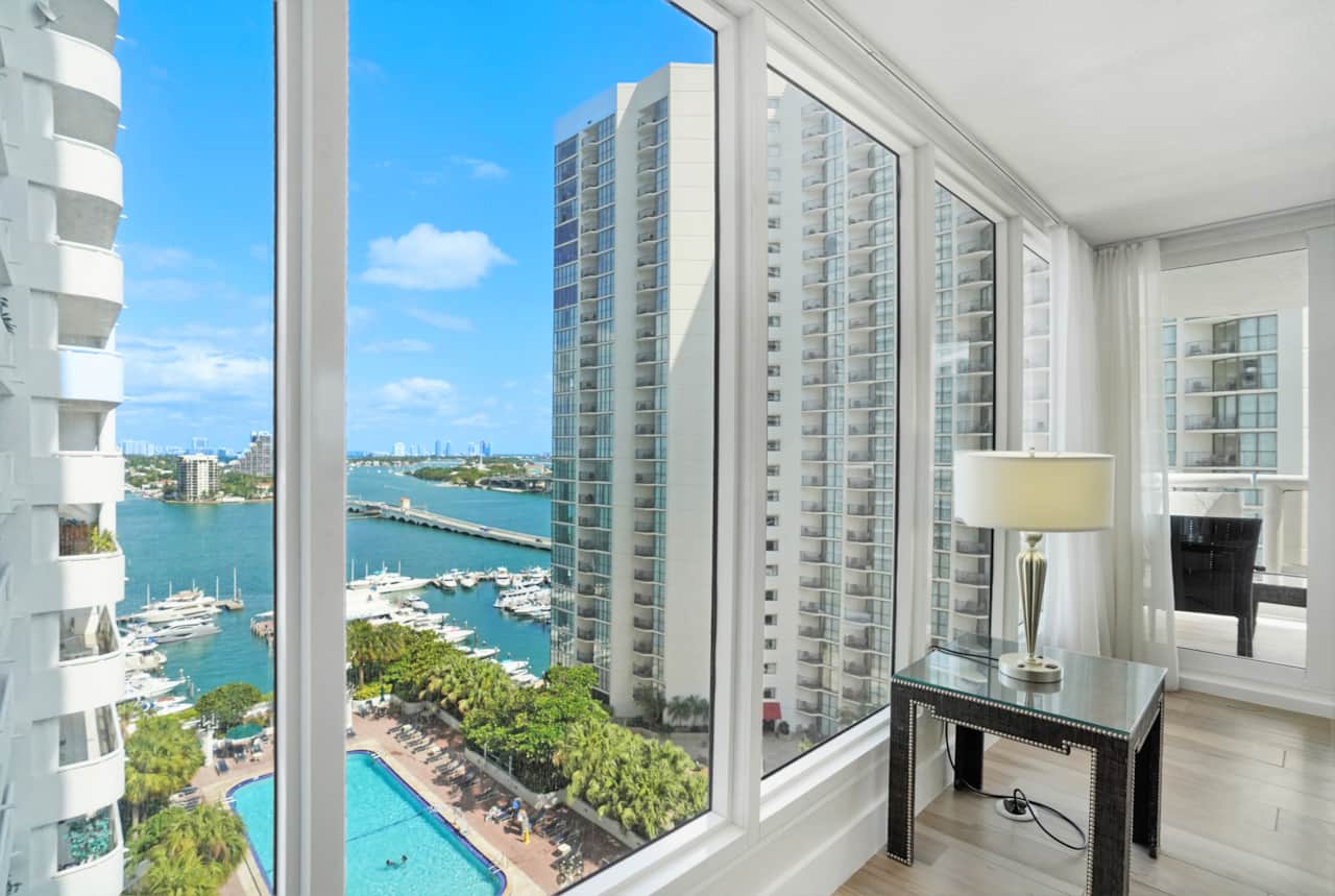 Living room, balcony access, cable tv, amazing views of Biscayne Bay 