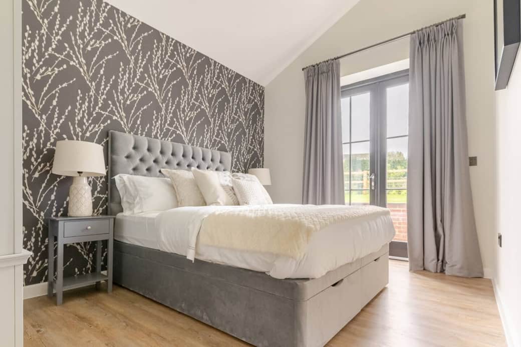 Ground Floor Bedroom 1.1 – A cozy retreat with soft linens and countryside charm. 🌿 Ground Floor Bedroom 1.1 – A cozy retreat with soft linens and countryside charm. 🌿