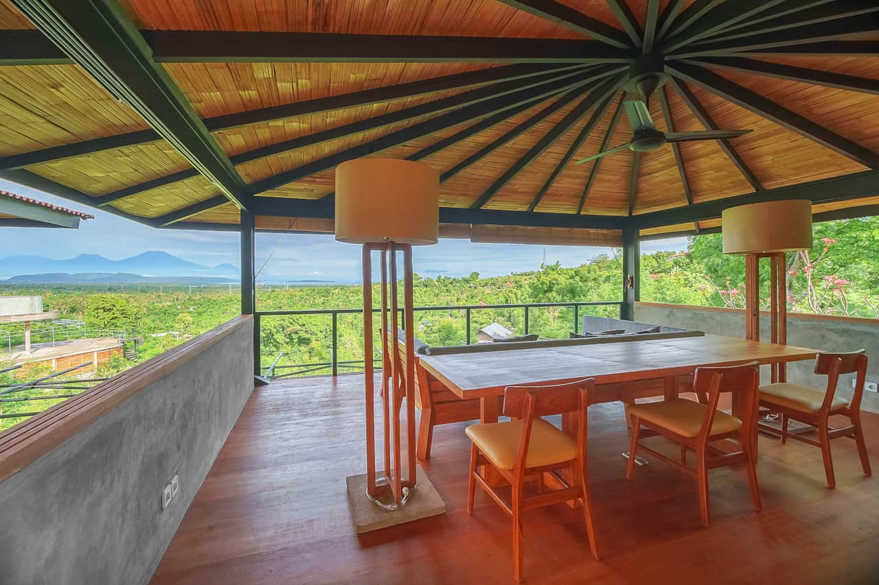 Baja Timur Sumberkima Hill retreat