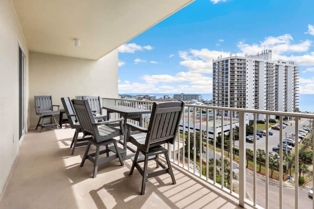 Spacious balcony with composite furniture Spacious balcony with composite furniture