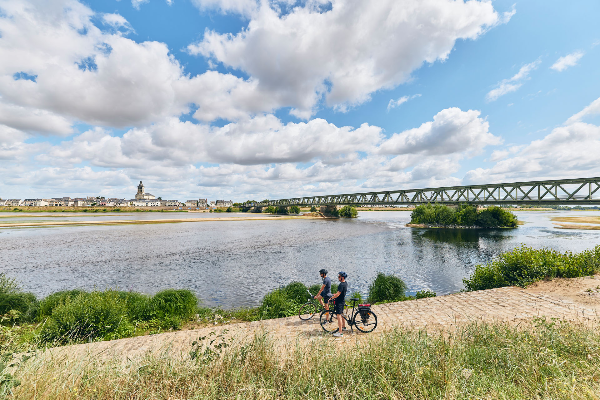 Loira en bicicleta_maison des bords de loire