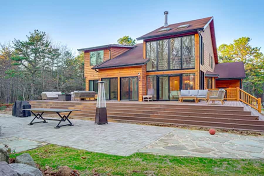 Mt Pocono Log Cabin — Long Pond — vacation rental
