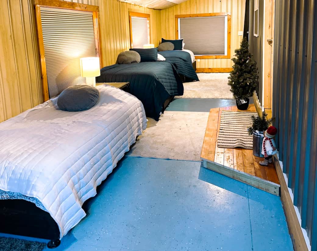Sleepy Hollow Guest House Bunk Room