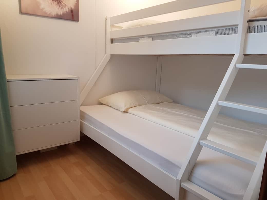 Wohnung 40 Kinderbett