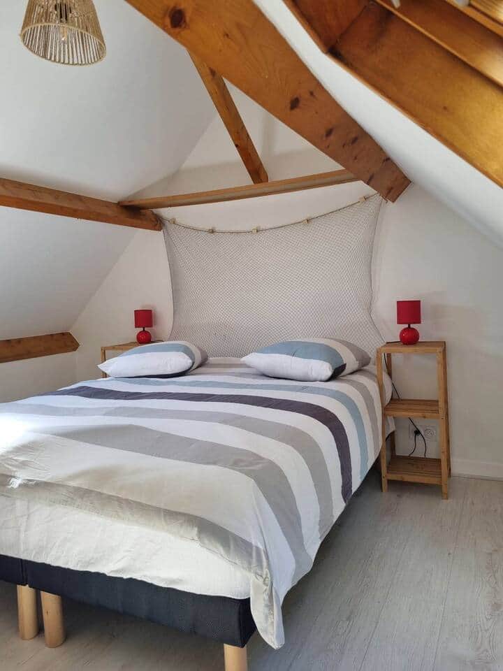 MEZZANINE AVEC LIT DOUBLE