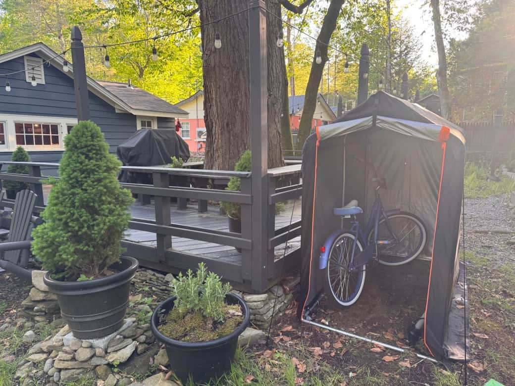 Bicycles are available during your stay to ride around Smallwood.