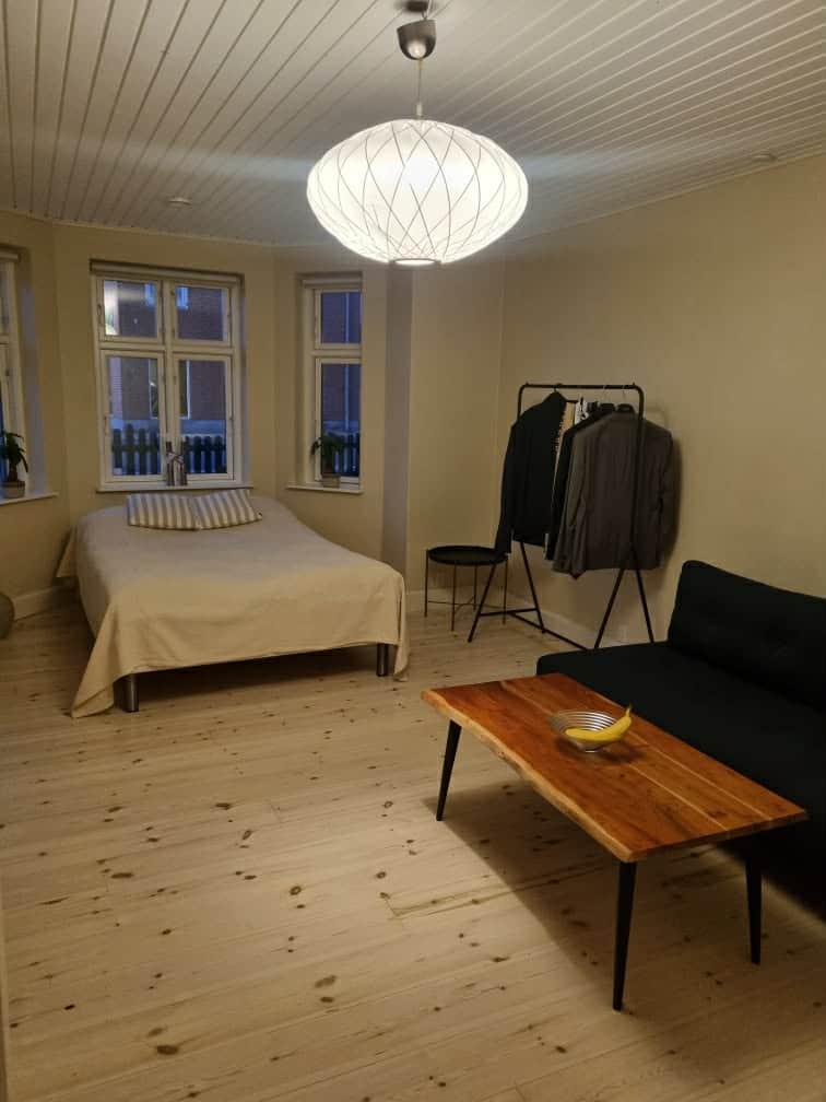 Soveværelse med 140 seng og sovesofa