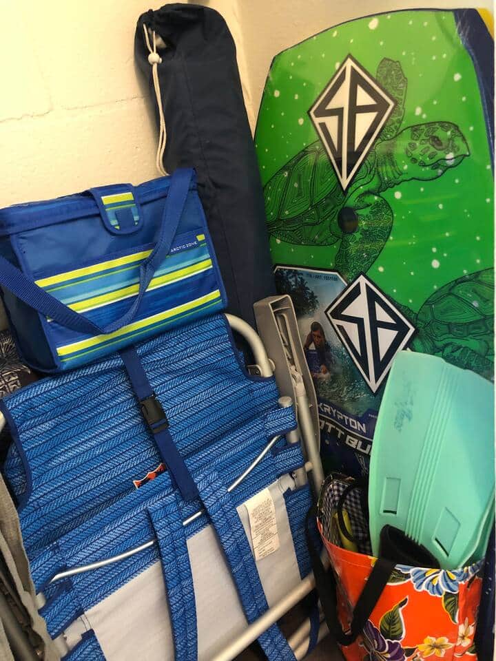 2 beach chairs, 2 boogie boards, a cooler, an umbrella, a snorkel set, a tote and Turkish cotton beach towels for your enjoyment.