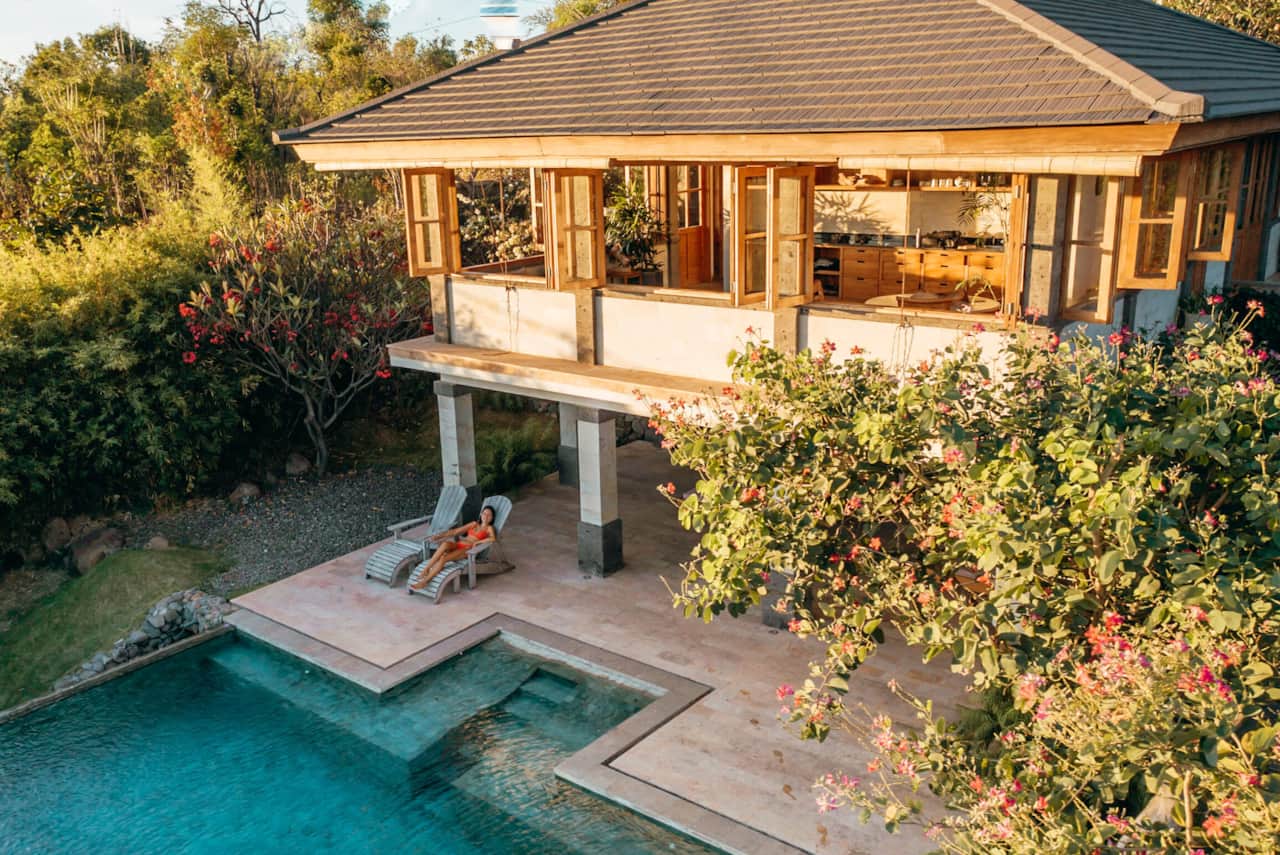 Nandini-sumberkimahill-villa-bali 