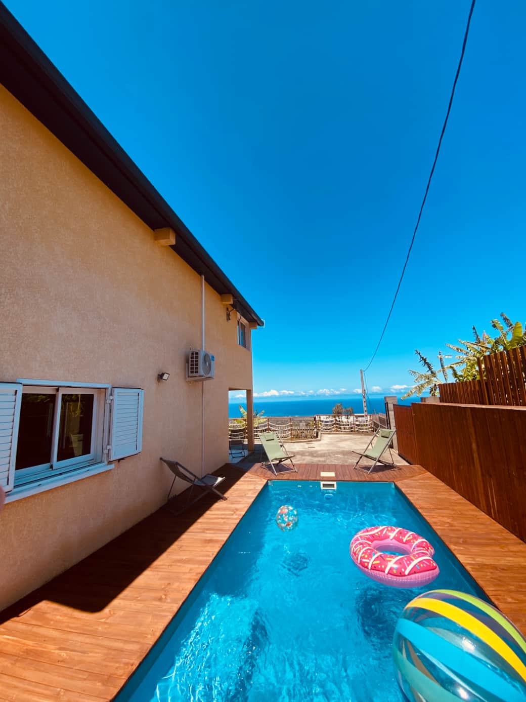 Piscine - La Caza Léo