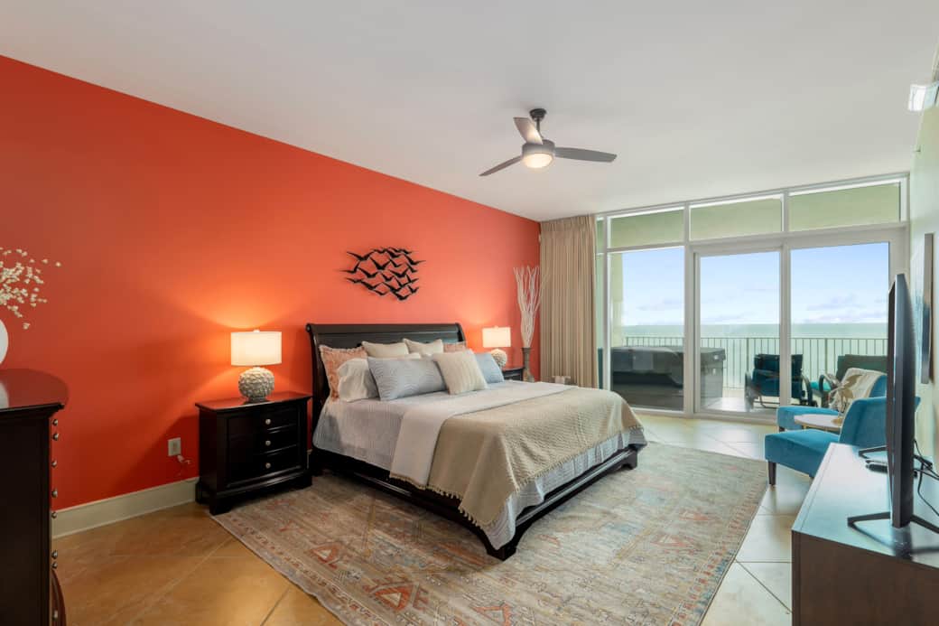 Master bedroom - direct access to balcony