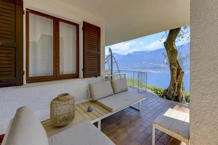 Villa Mare di Luci lounge lake garda