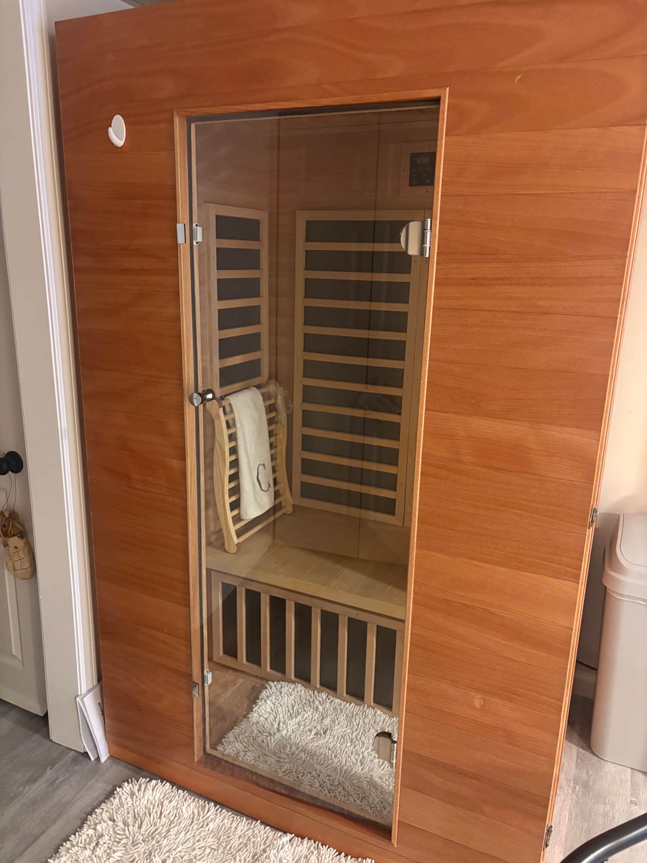 Infrared Sauna for rent