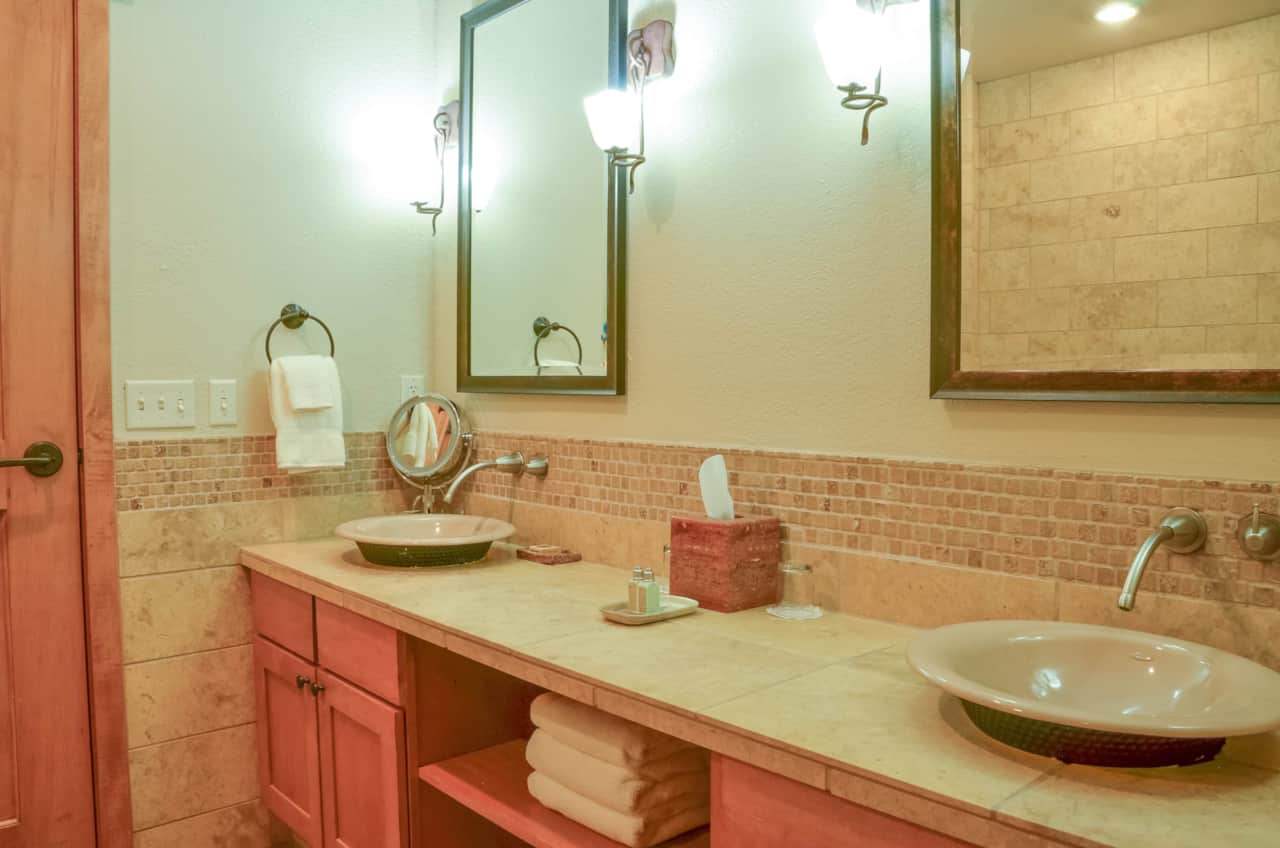 Bathroom with Dual Vanity