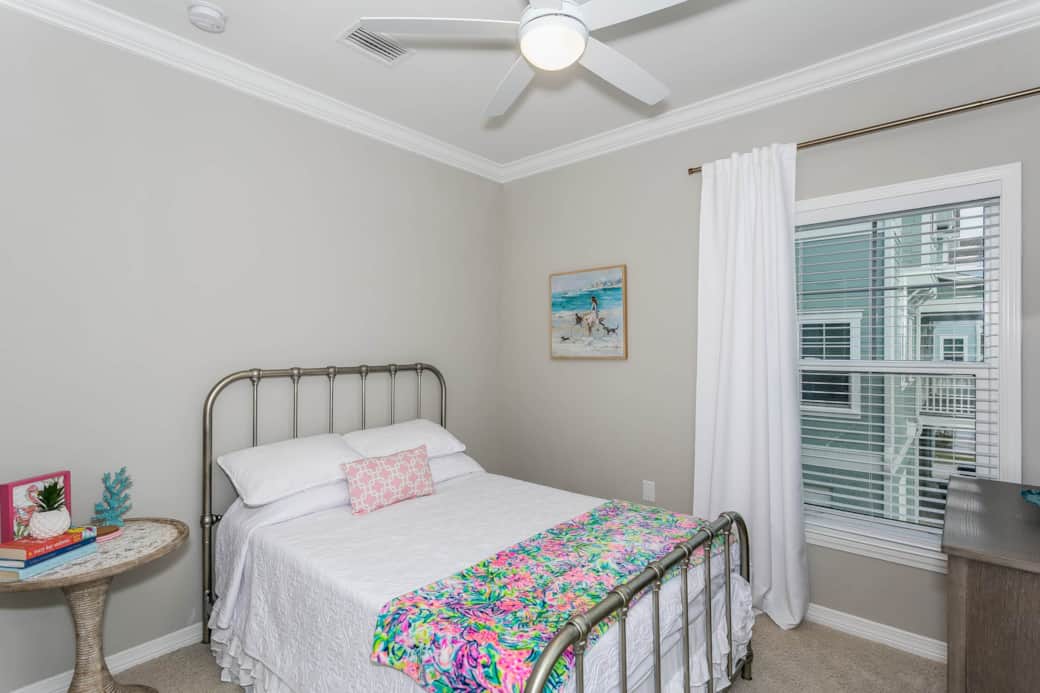 Full Bedroom
