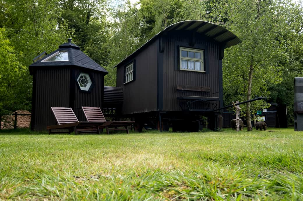 Sheep retreat hot tub glamping holidays near london_edited Sheep retreat hot tub glamping holidays near london_edited