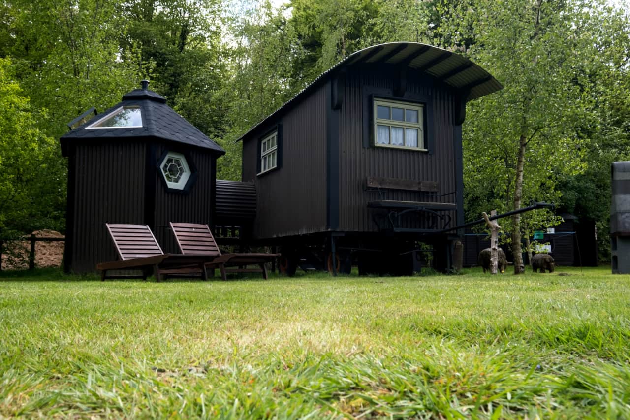 Sheep retreat hot tub glamping holidays near london_edited