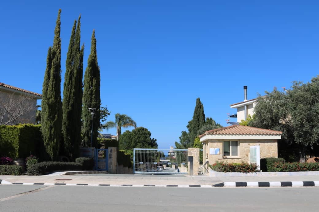 Amorosa Estate Entrance 