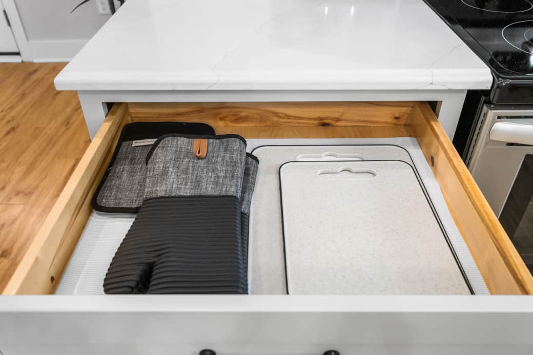Cutting Boards, oven mitts, pot holders