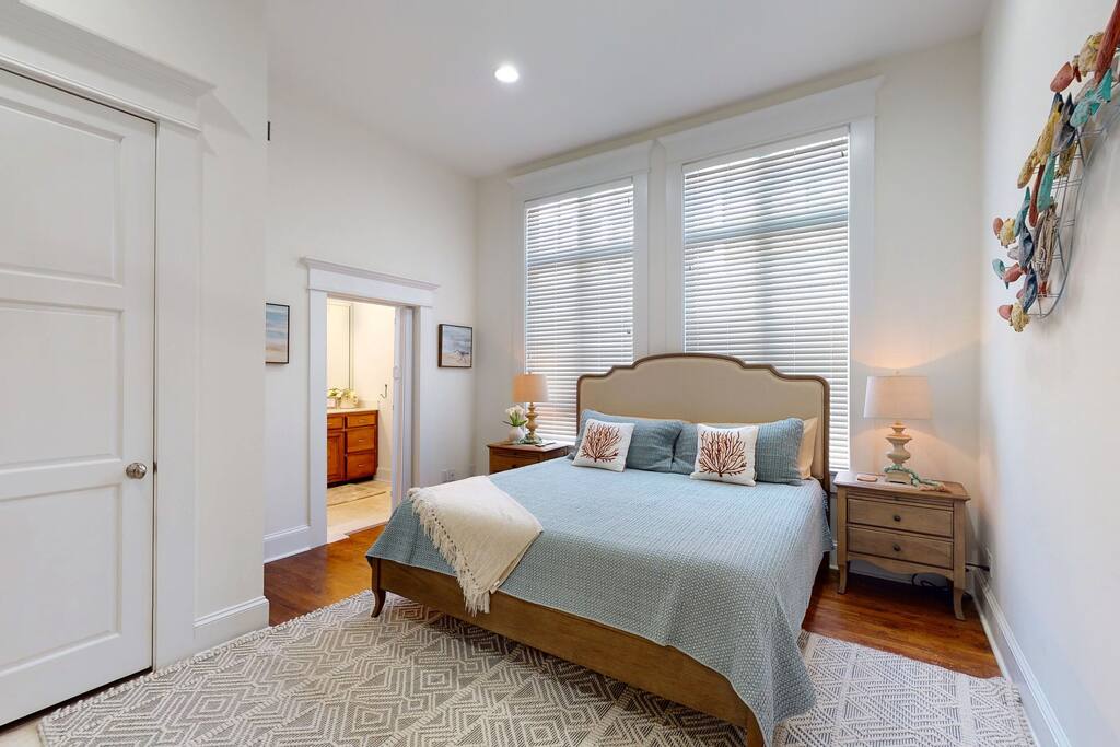 Master Bedroom 2 with ensuite - second floor
