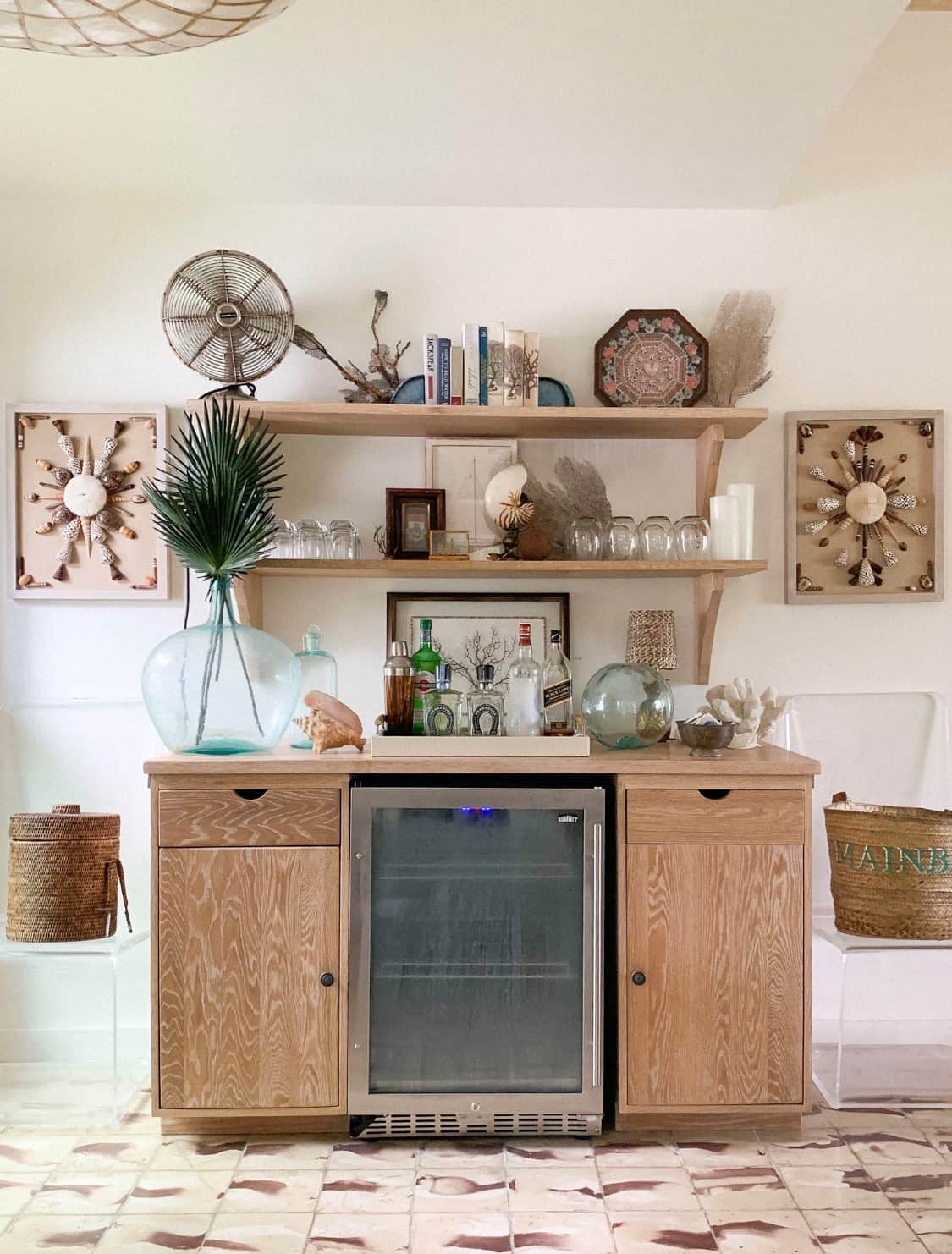 Mini Bar 