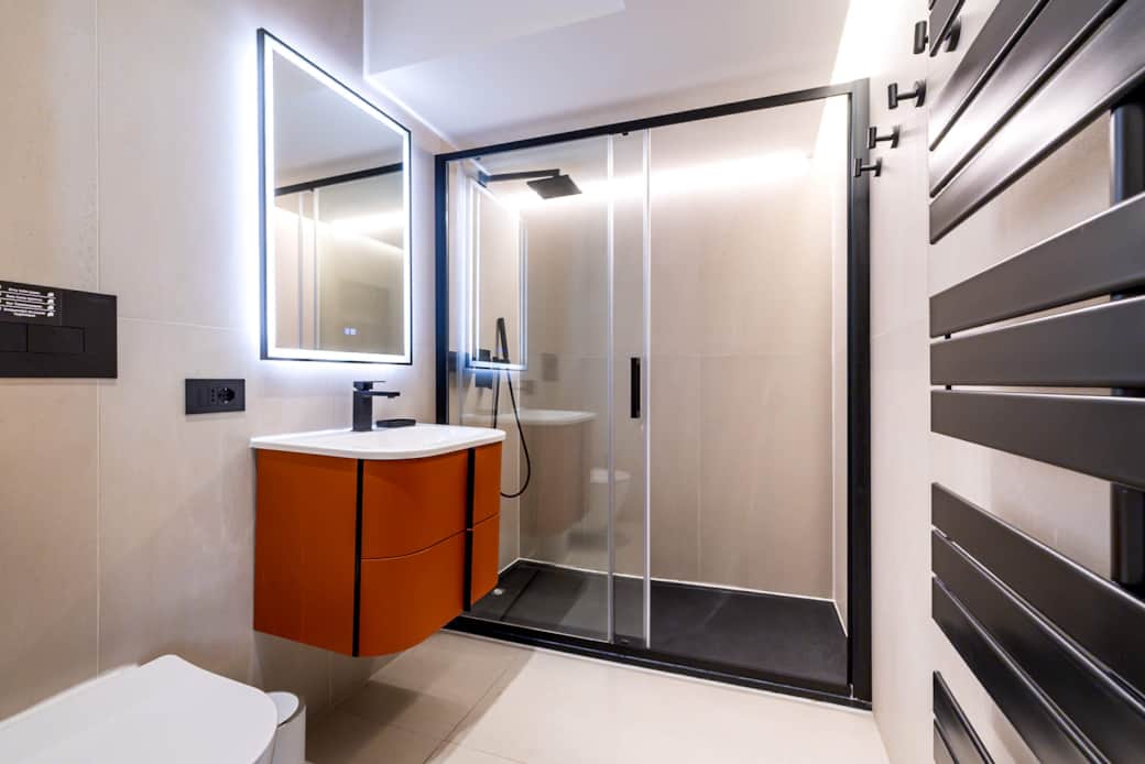 Walk-in rain shower Walk-in rain shower