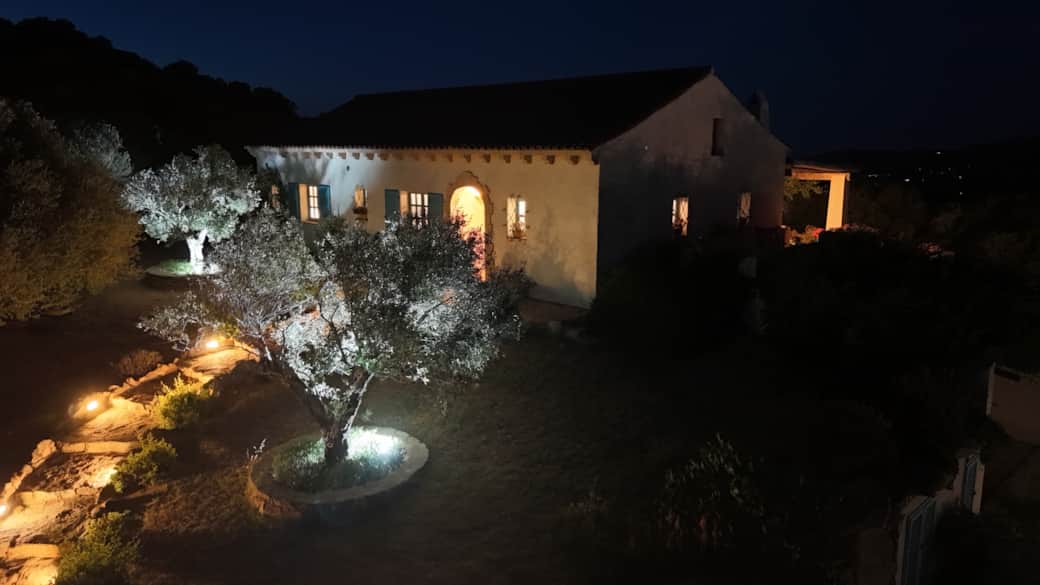 Hausansicht bei Nacht | House night view