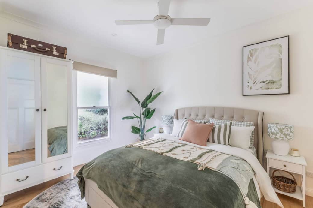 Myrtle Creek Cottage Master Bedroom