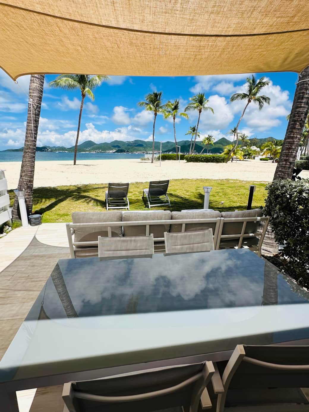 NBBC SXM Salty Beach terrasse