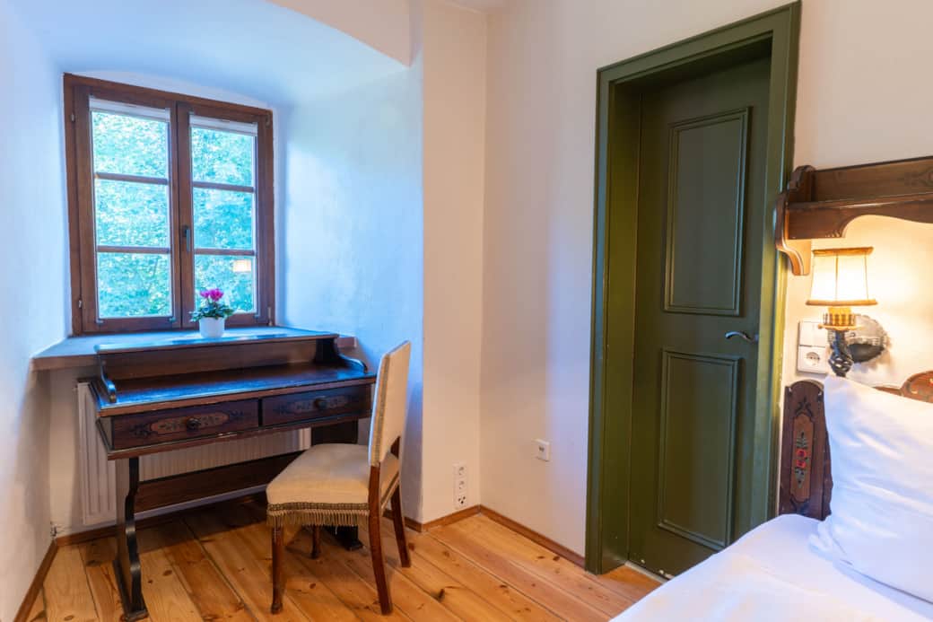 Zimmer 3 Arbeitsbereich Zimmer 3 Arbeitsbereich