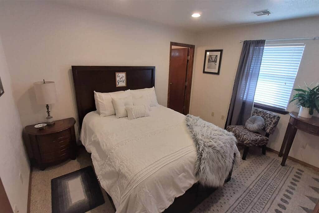 Comfafrtable bed for comfortable sleep