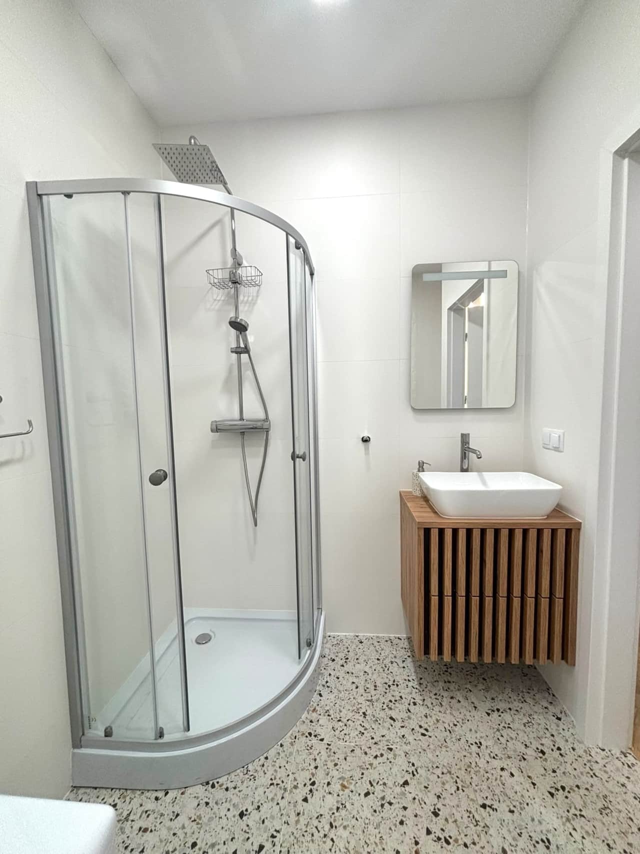 Apartmán Neon - Katedrální 15/Koupelna