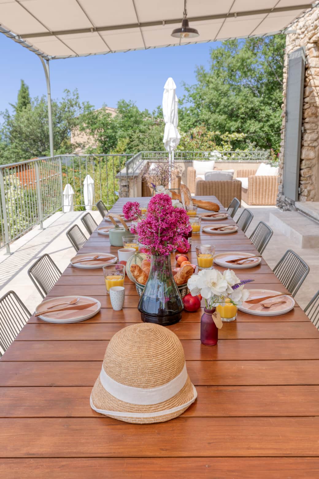 Coin repas extérieur