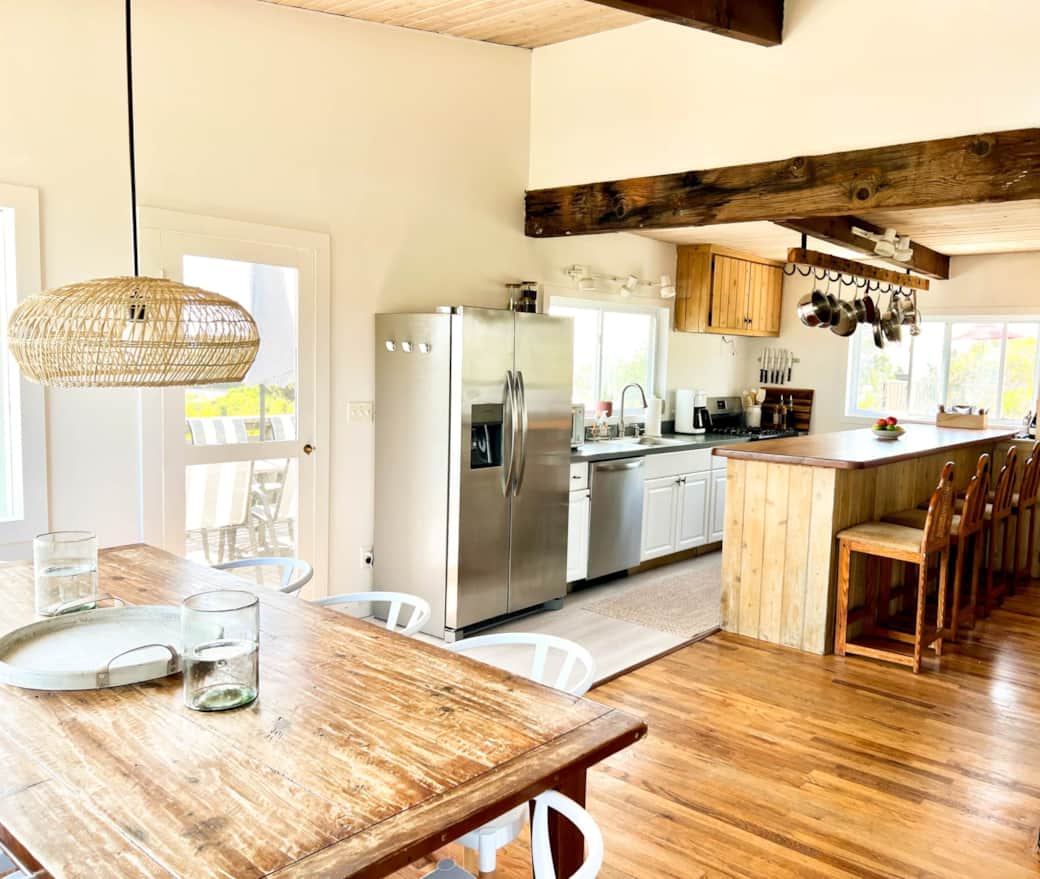 Dining/ Kitchen