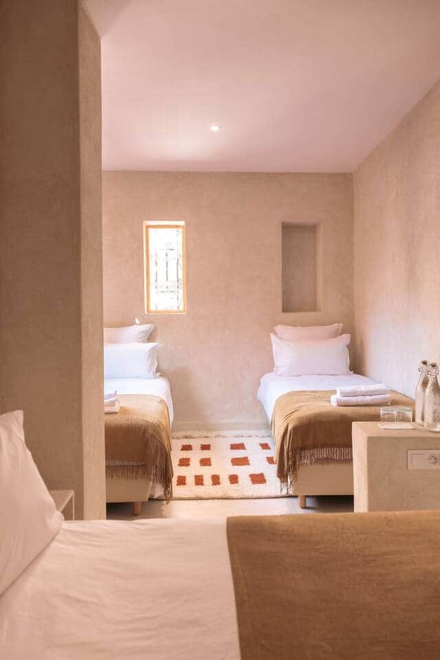 59c558df 843f 4993 bdeb 0c4230a9e5b3 59c558df 843f 4993 bdeb 0c4230a9e5b3