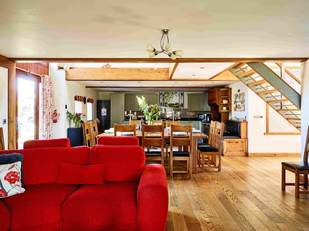 Oak Barn Living Room 