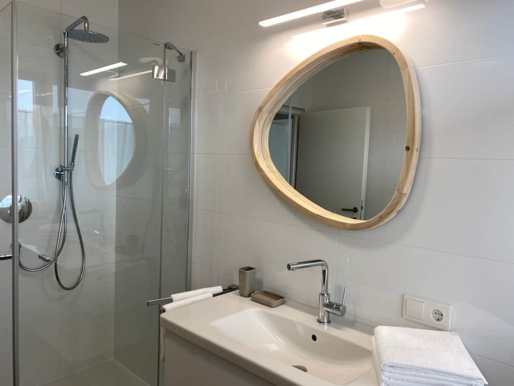 Alpine Chalet Aurora Dolomites bathroom
