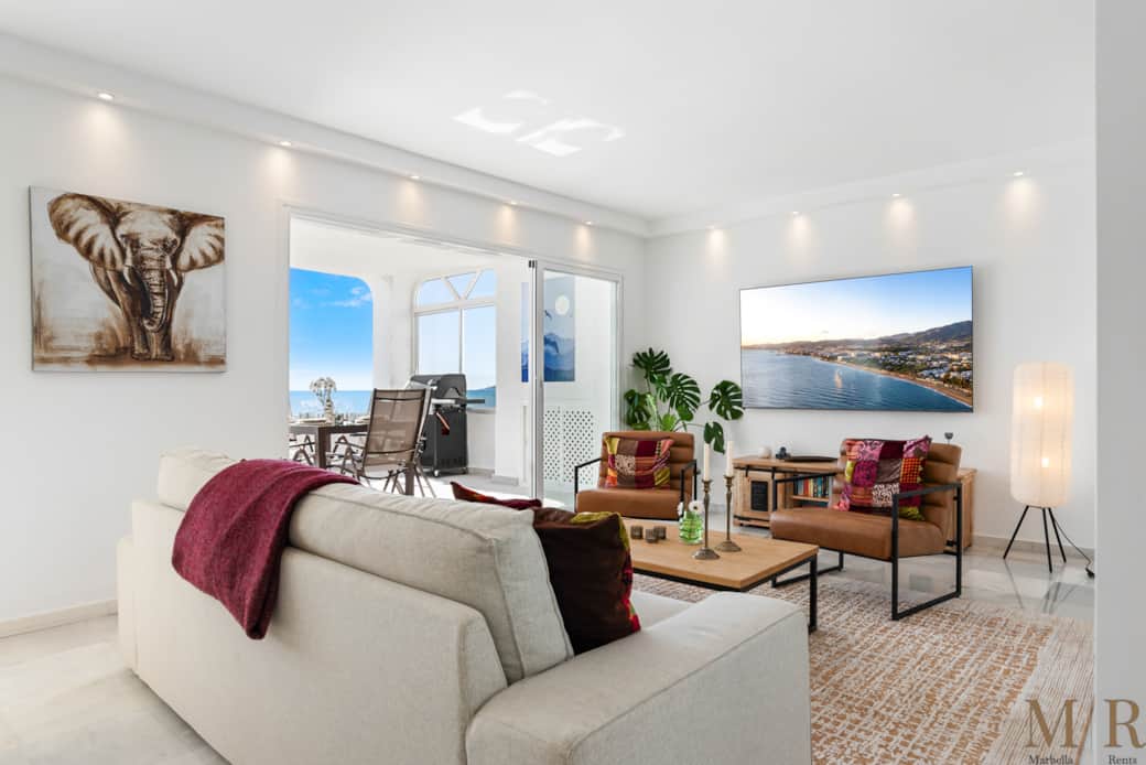 Bright open plan living.