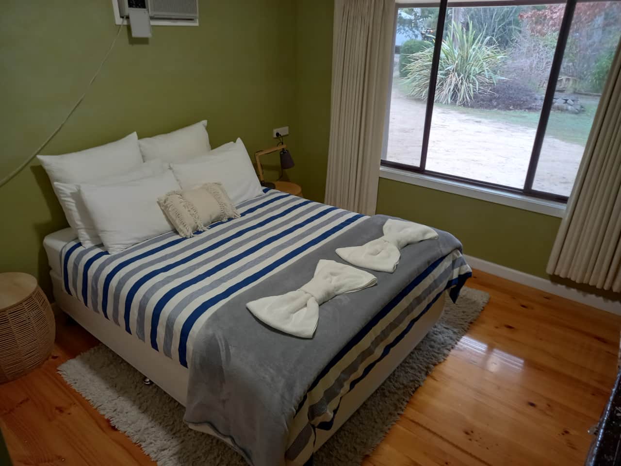 Queen Bedroom 1