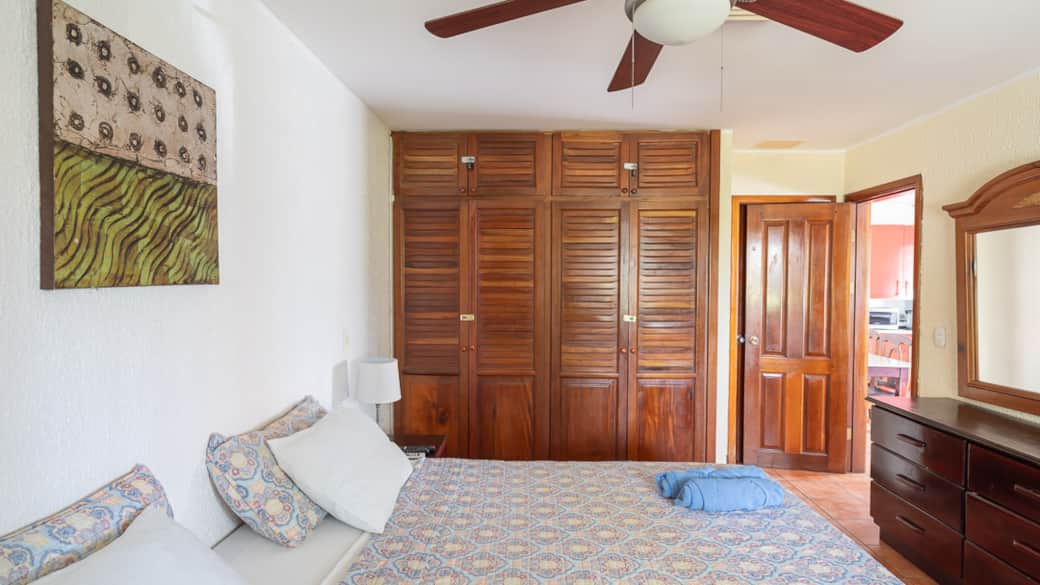 Master bedroom King bed