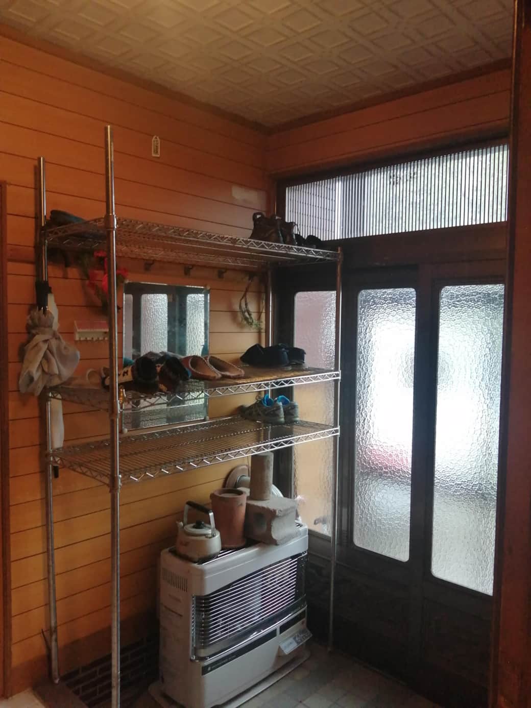 Entrance shoe rack Entrance shoe rack