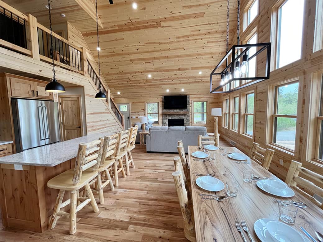 Dining Kitchen - Main Floor