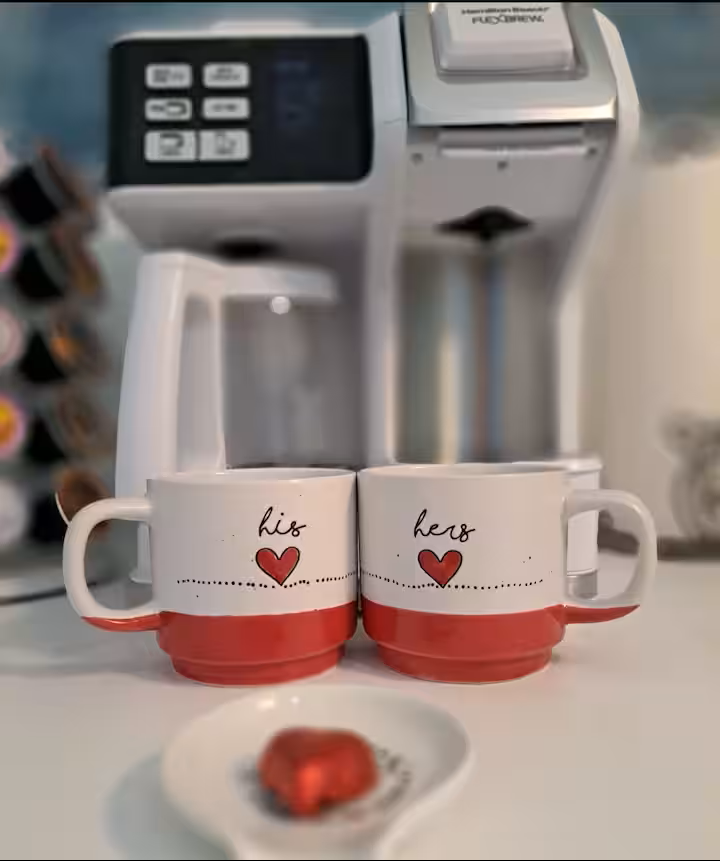 Reshoot_HisHersCoffeeCups.png