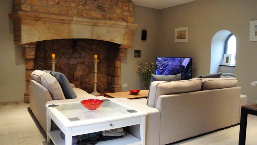 Living Room 5