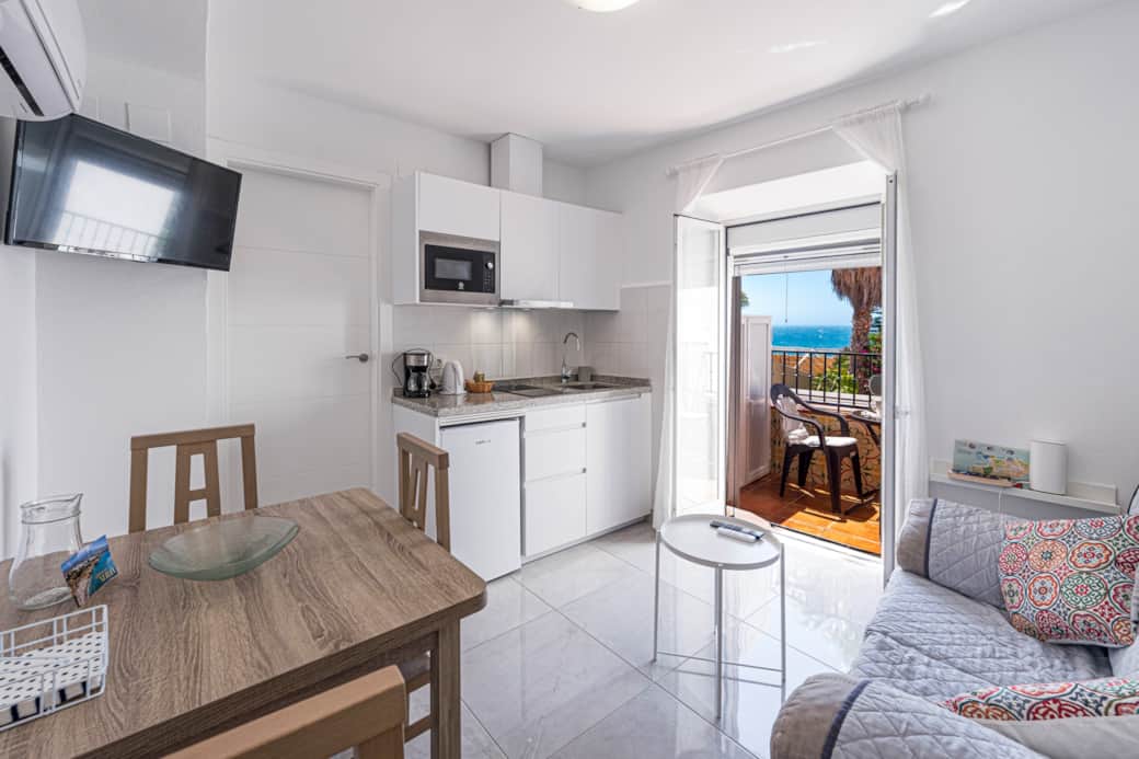 Salon avec vue sur mer, appartement de vacances à Nerja, Costa del Sol