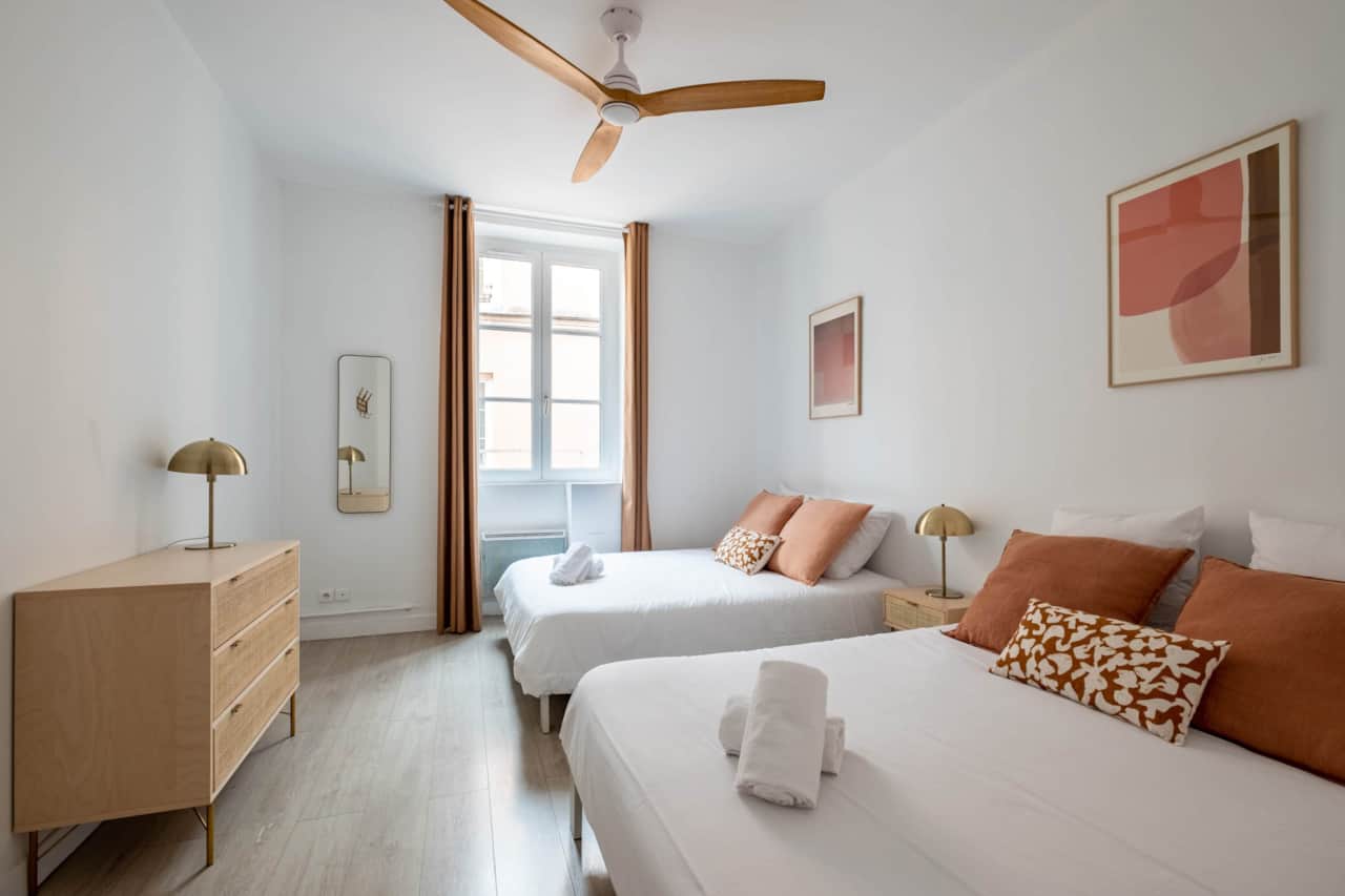 Room 1 