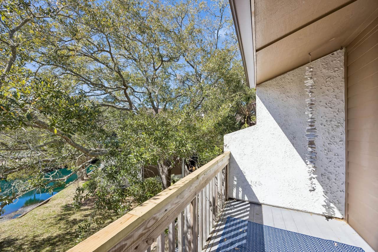 A6 Forest Ridge - Private Balcony 2