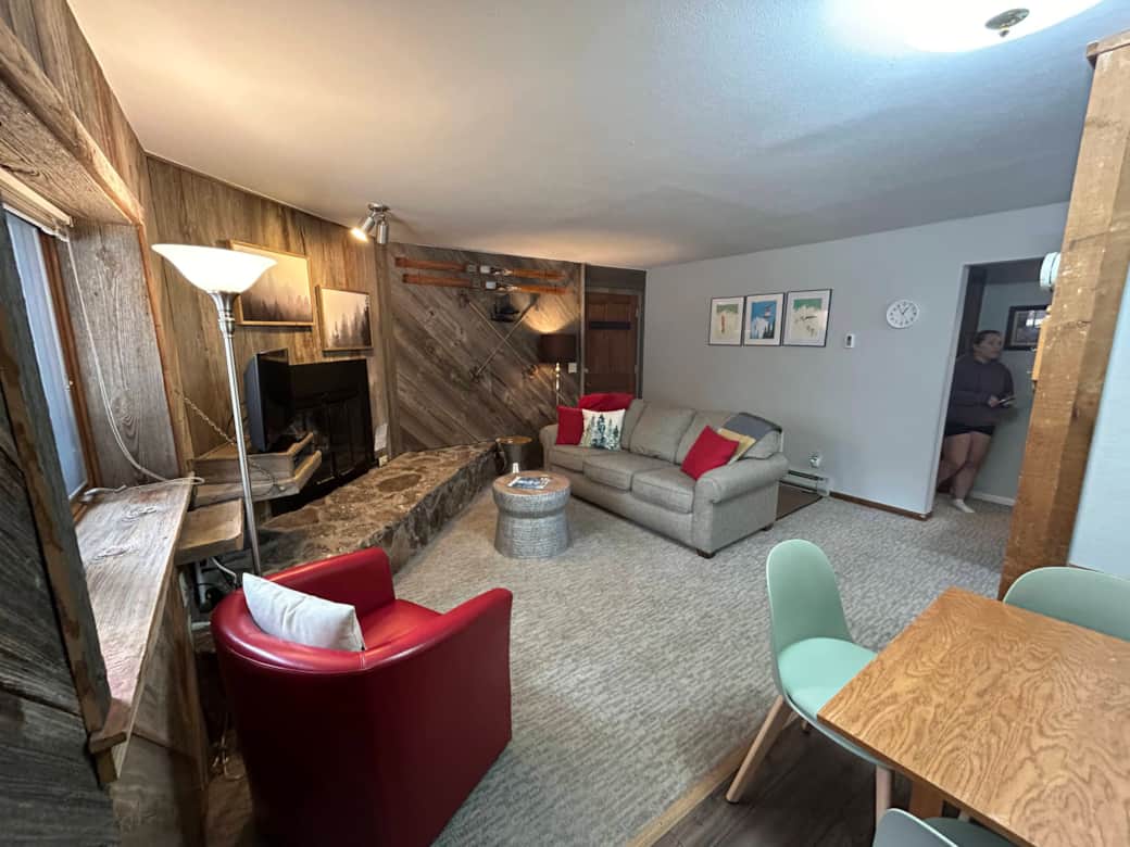 SnoAway Lower Level Living & Dining Area